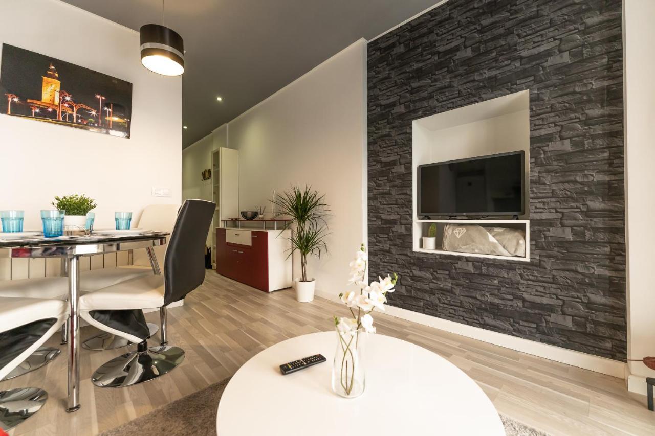 Cormelana Plaza Apartment A Coruna Ngoại thất bức ảnh