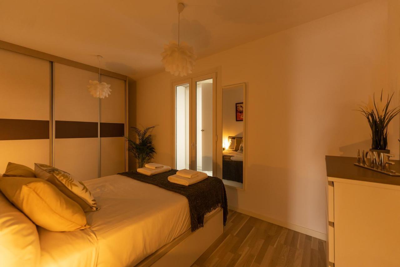 Cormelana Plaza Apartment A Coruna Ngoại thất bức ảnh